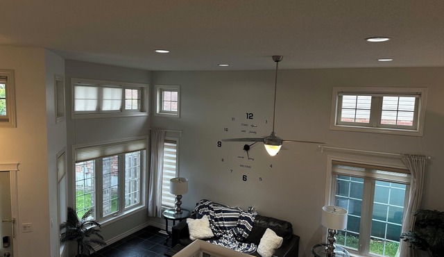 Luxury Spacious 5-Bedroom Home