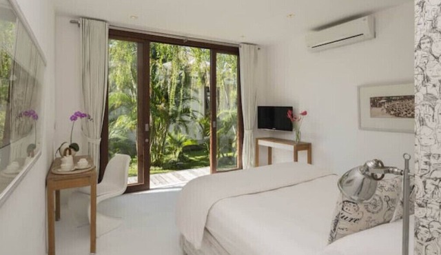 Luxury Spacious Family 6+1BR Villa Big Pool&Garden