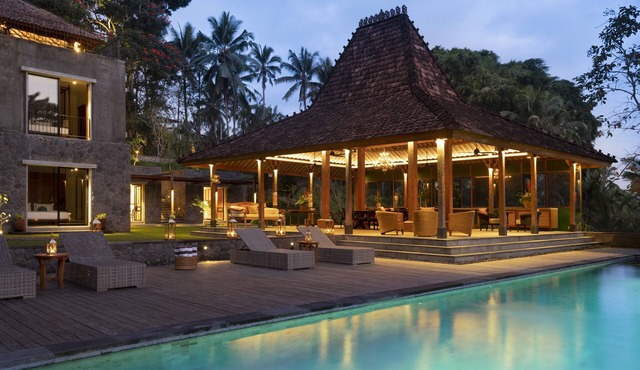 Luxury & specious 6 bedrooms retreat villa in Ubud with Ricefield view