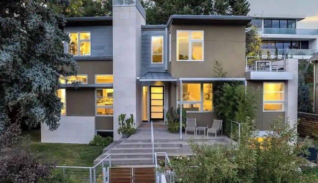 Luxury & State of the Art Home in Boulder!