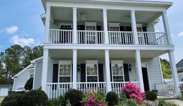 Luxury stay at 4 bedroom house