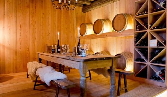 Luxury stay in 250 year old wine farm house and gardens