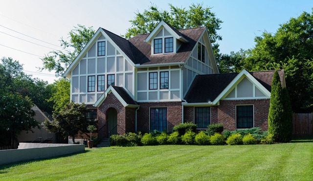 Luxury Stay walk to Vanderbilt, Music Row, West End, Belmont, Hillsboro Village