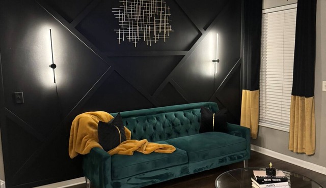 Luxury Stay With Private Chef in Atlantic Station!