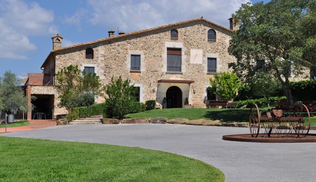 LUXURY STONE FARMHOUSE