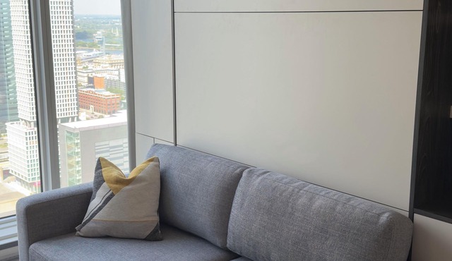 Luxury Studio in heart of Downtown
