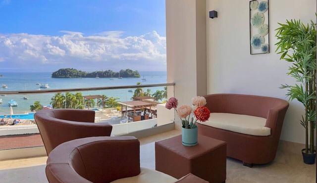 Luxury, Stunning Bay View Pool