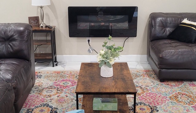 Luxury Suburban HideawaynCome see why this is better than a hotel stay.