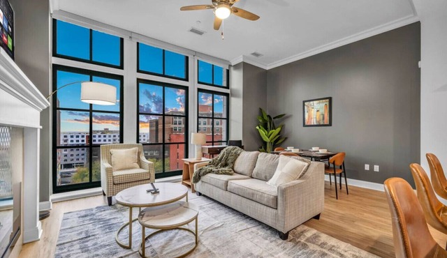 Luxury Suite in Halle Building