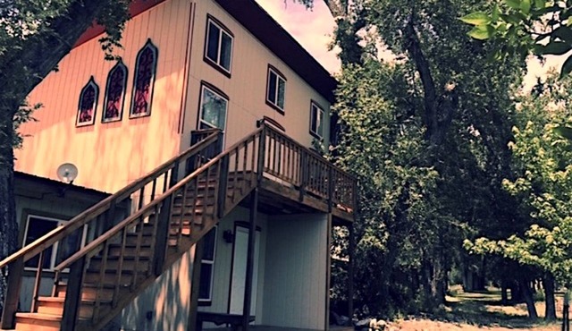 Luxury Suite Rentals with Wi-Fi near Great Sand Dunes National Park