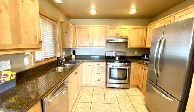 Luxury Suite-Two Bedroom#9-Free Breakfast