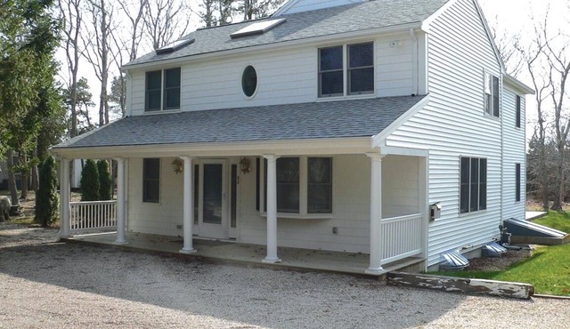 Luxury Summer Retreat on spectacular Craigville Beach, Cape Cod-PRIVATE BEACH!