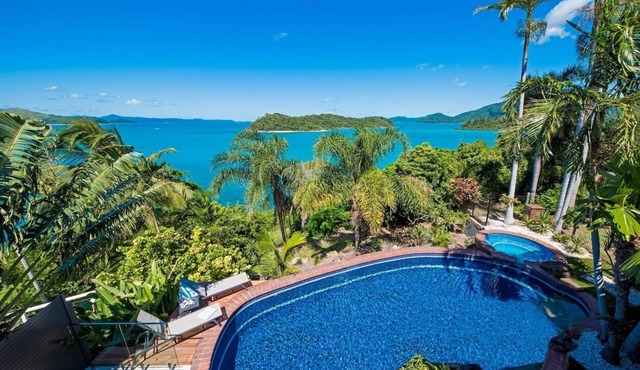 Luxury surrounded by abundant natural beauty, amazing ocean views.