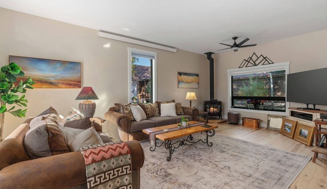 Luxury Teton Ski Getaway: Beautiful 4BR Home