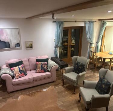 Luxury Three Bedroom Barn Conversion in Devon