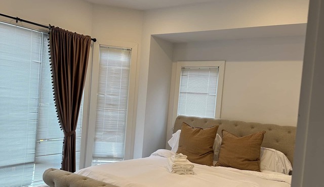 Luxury three story townhome with NYC views