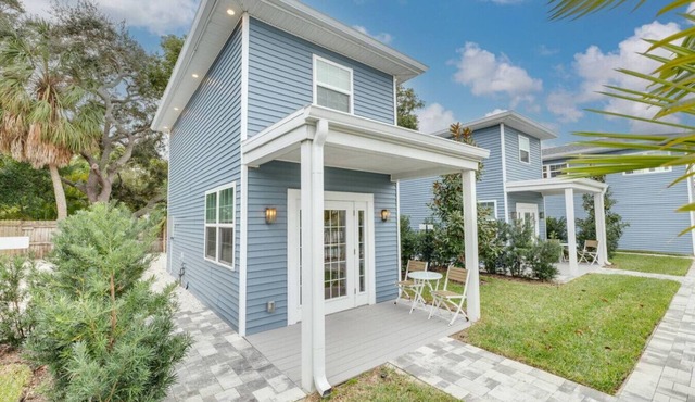 Luxury Tiny Home 1 Bed 1 Bath Unit C “Shelly”
