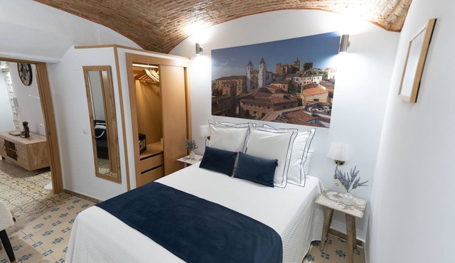 LUXURY TOURIST APARTMENT IN CÁCERES
