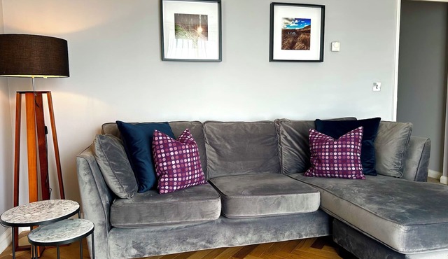 Luxury town centre 2 bedroom apartment