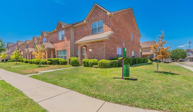 Luxury Townhome Collection GrandPrairie