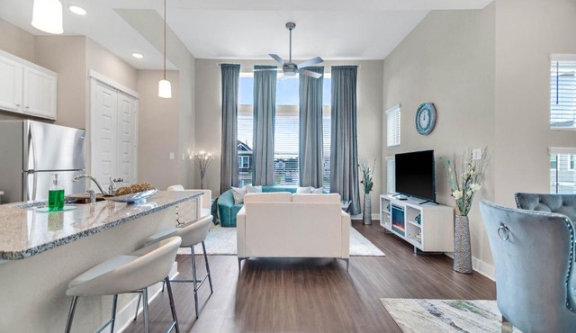 Luxury Townhouse in Heights
