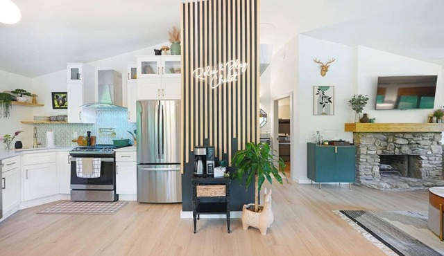 Luxury tree house-like accommodations in the Blue Ridge Mountains. Ski/bike/hike