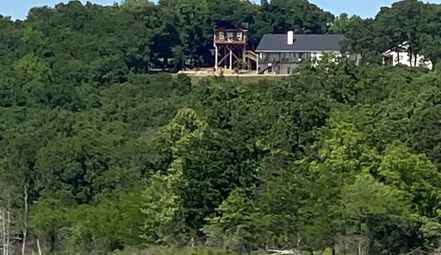 Luxury Treehouse