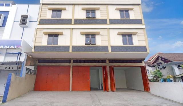 Luxury Twin Stay with Free WiFi and Parking