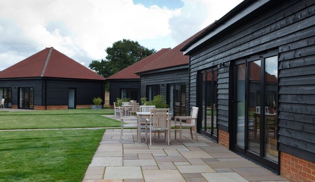 Luxury two bedroom lodge within walking distance distance of Hurstpierpoint.