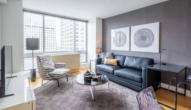 Luxury Two Bedroom in Midtown East Manhattan