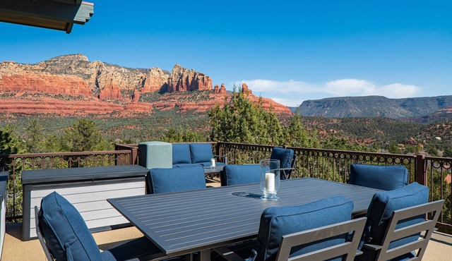 Luxury Uptown Sedona home w UNBLOCKABLE views