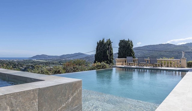 Luxury Villa Panoramic Sea view Swimming pool Air conditioning Car Wifi