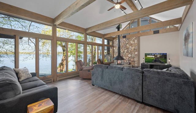 Luxury Vacation Home on Lake James