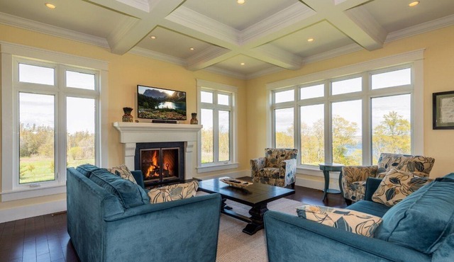 Luxury Vacation Rental Home in Prince Edward County Ontario