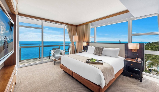 Luxury Vacation Rentals at Carillon Wellness Resort by LRMB