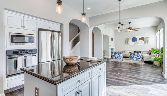Luxury Vacation Stay w/Heated pool