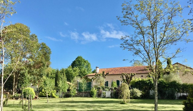 Luxury Villa with pool, spa, gym. 20% DISCOUNT ON ALL REMAINING WEEKD .