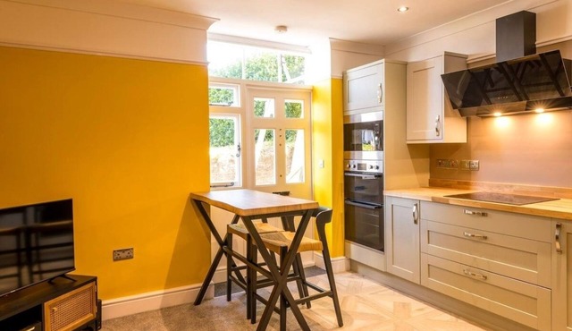 Luxury Victorian Apartment by Prescott Apartments