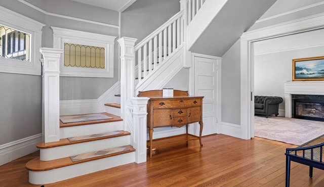 Luxury Victorian in Downtown Petaluma