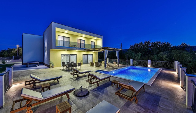 Luxury Vila Elena