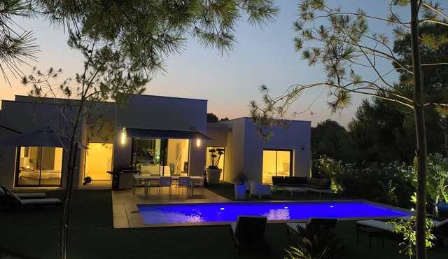 LUXURY VILLA ON THE LAS COLINAS GOLF COURSE