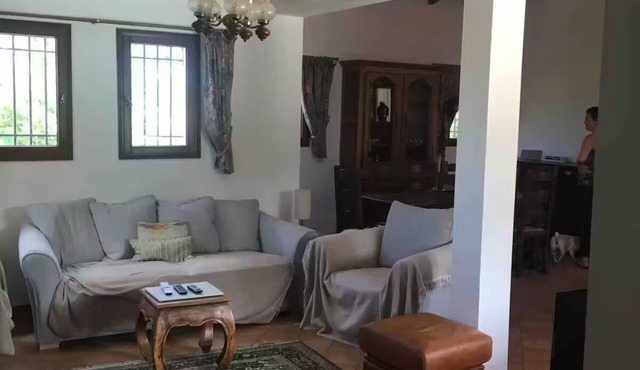 Luxury villa with amazing views in 3200m2