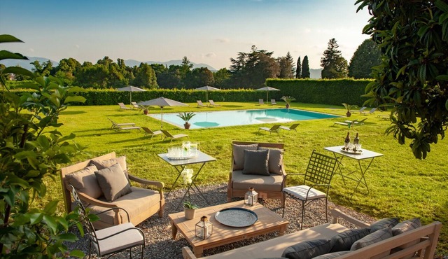 Luxury Villa Arancera with Private Pool in Lucca
