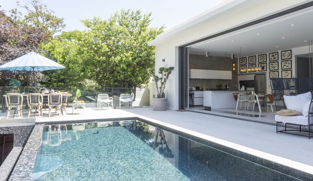 luxury villa between sea and our lady of the guard Corniche / roucas blanc