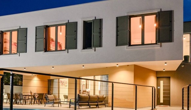 Luxury Villa Brajdini