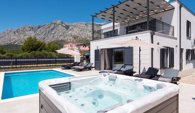 Luxury Villa Callisto Orebić with private swimming pool, sauna, and jacuzzi, sea view and parking - Orebić