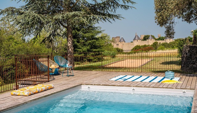 LUXURY VILLA: choose the exceptional, facing the Medieval City of Carcassonne