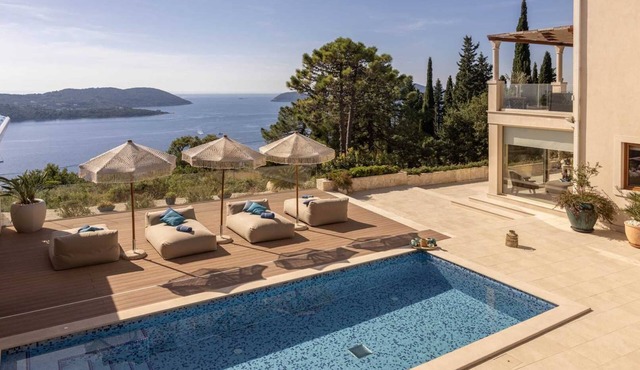 Luxury Villa Dolce Vita with Swimming Pool