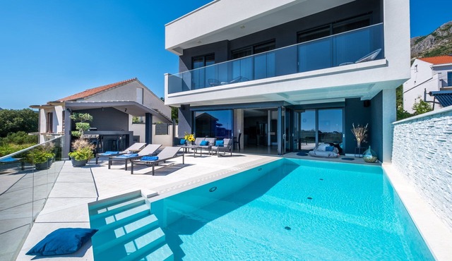 Luxury Villa Elysian with Heated Pool