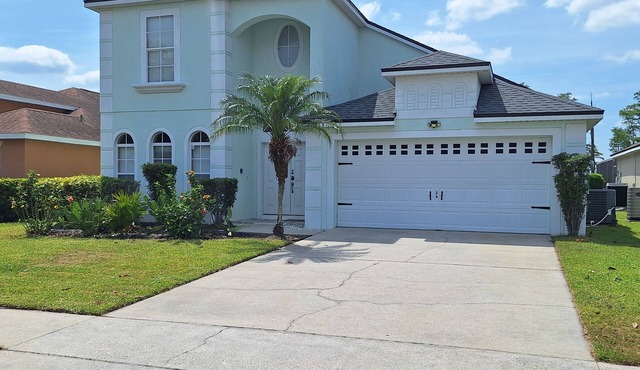 Luxury Villa - Family Oasis with Private Pool - close to Disney and Universal!